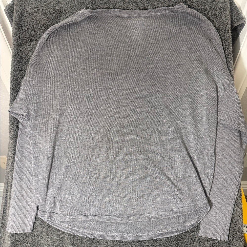 New York & Co Gray Sweater with Red Floral Design- M - Picture 2 of 5